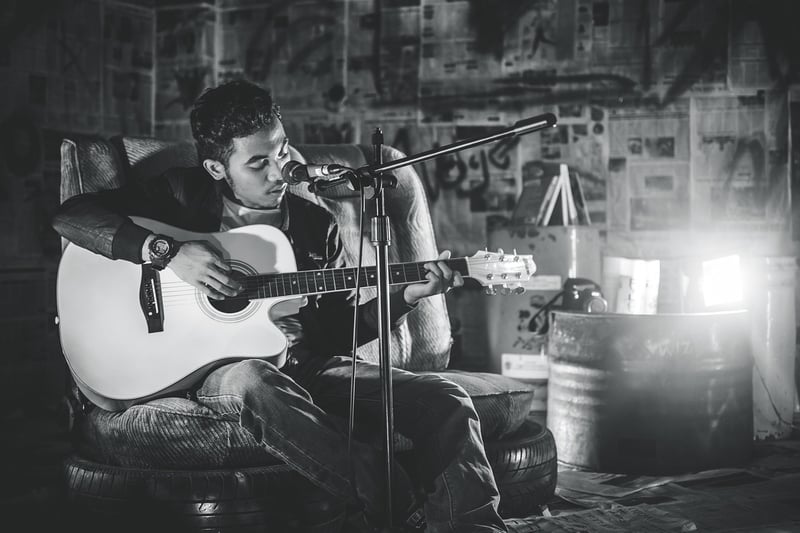 Live Acoustic Music